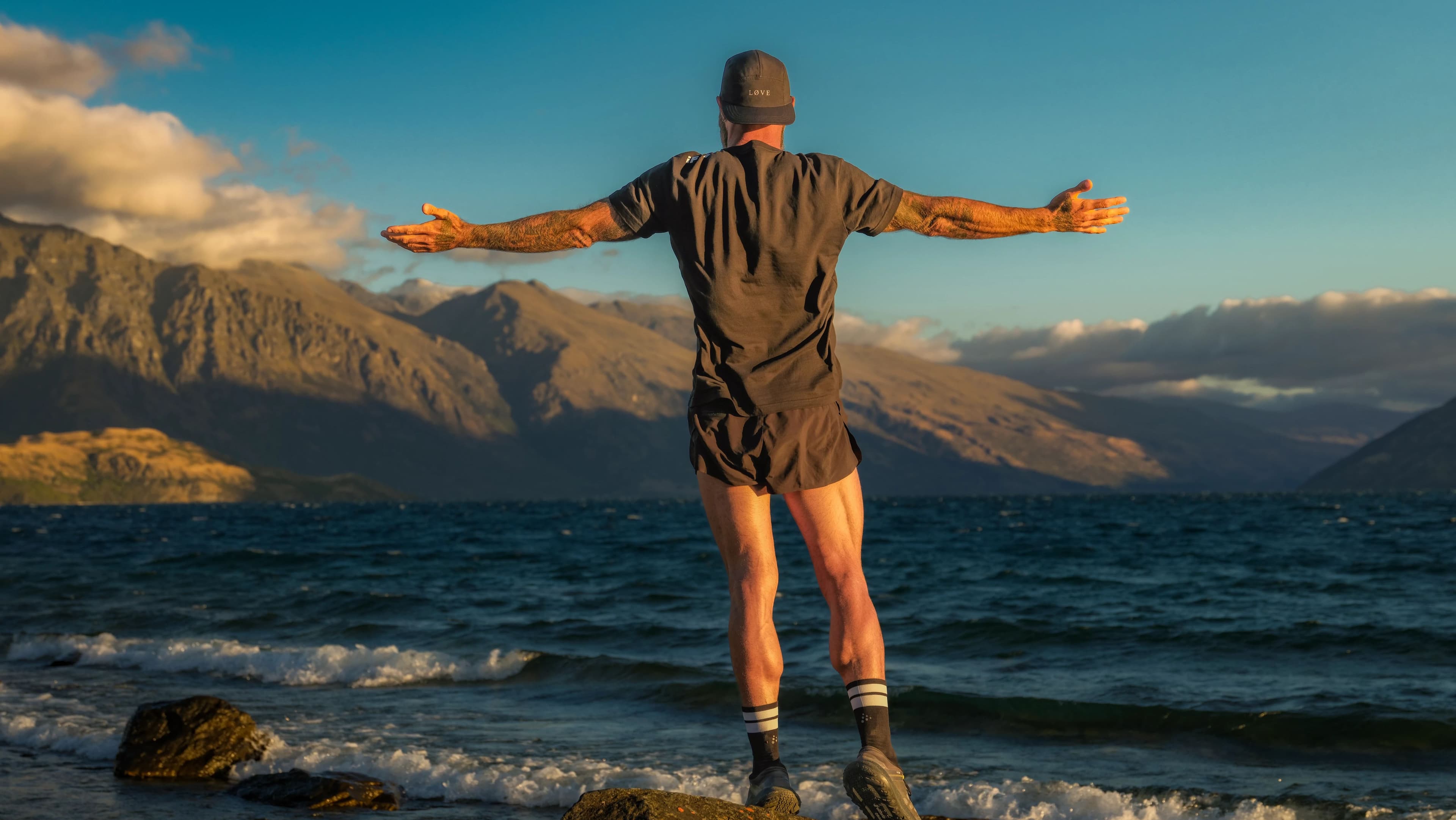 Follow iFIT trainer Tommy Rivs through the Rivs Run Club New Zealand season, a guided treadmill running series built around real terrain and weekly runs.